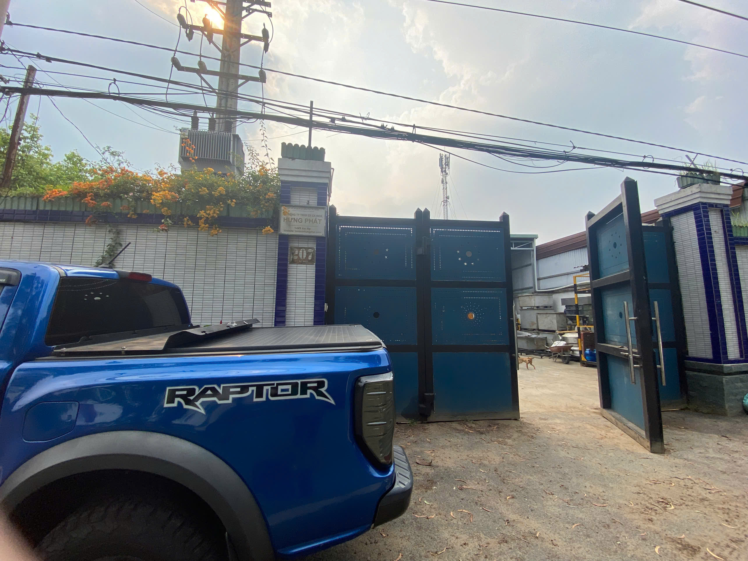 Outer view of gate 1.jpg